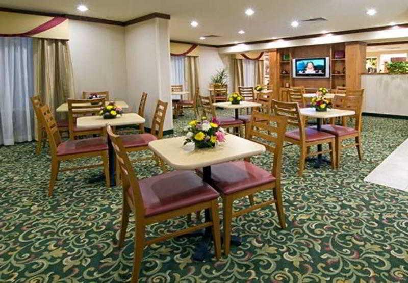 Fairfield Inn & Suites By Marriott San Antonio Airport/North Star Mall מסעדה תמונה